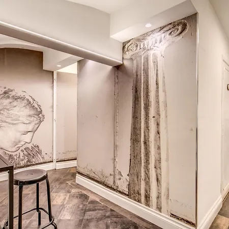 Cozy Flat In Front Of Fori Imperiali 로마