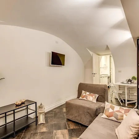 Cozy Flat In Front Of Fori Imperiali 아파트 로마