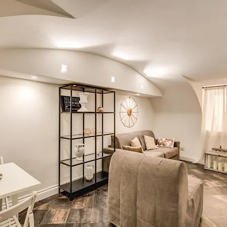 Cozy Flat In Front Of Fori Imperiali *